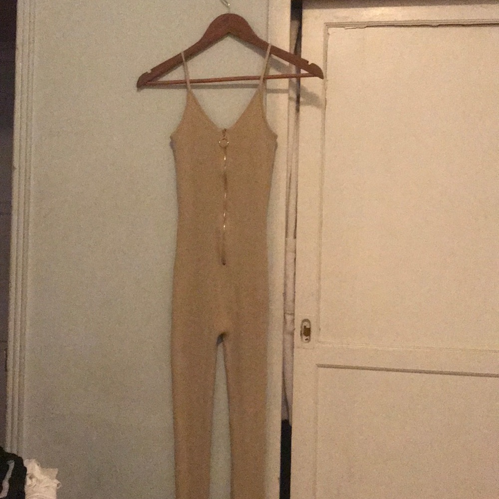 Jumpsuit! 😇
